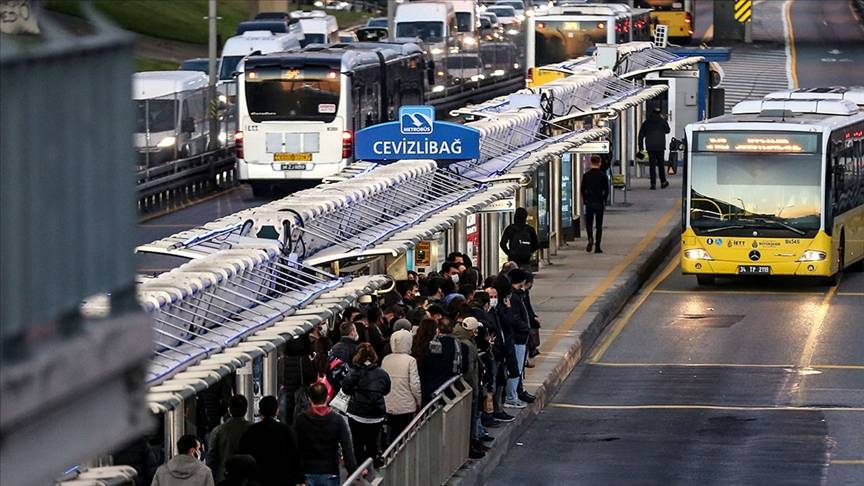Bugün toplu taşıma ücretsiz mi? 29 Ekim’de Marmaray, metrobüs, metro ve otobüsler bedava mı? 3